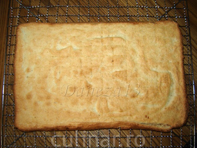 Daquoise cu migdale si alune de padure