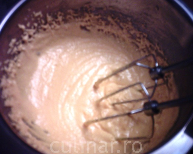 Prajitura-budinca de lamaie, cu mousse de ciocolata
