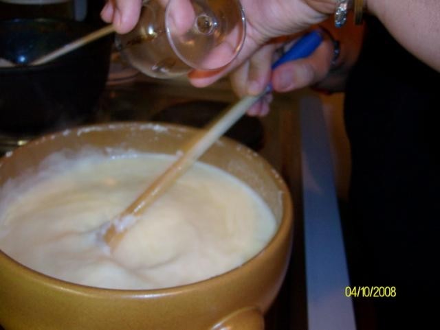 Fondue traditional