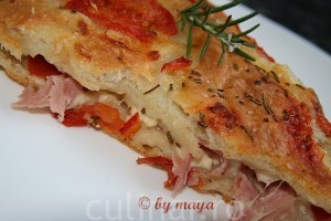 Foccacia umpluta cu legume