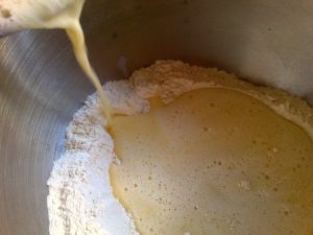 Cornuri cu crema delicioasa