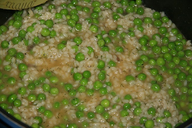 Garnitura de orez si mazare