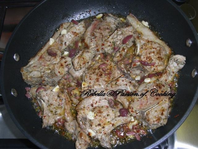 Lamb chops (cotlete de miel)