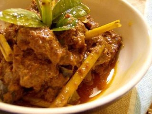 Curry de pui si cartofi