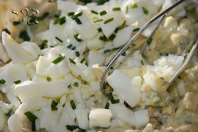 Salata de oua cu sparanghel si ciuperci