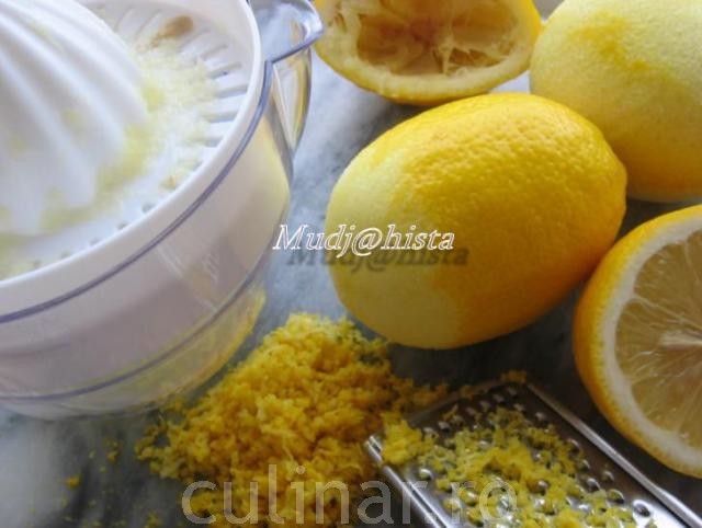 Peltea de lamai (Lemon curd)