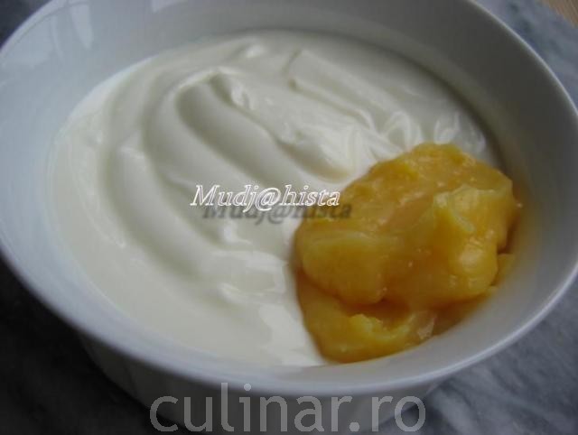 Desert cu lemon curd