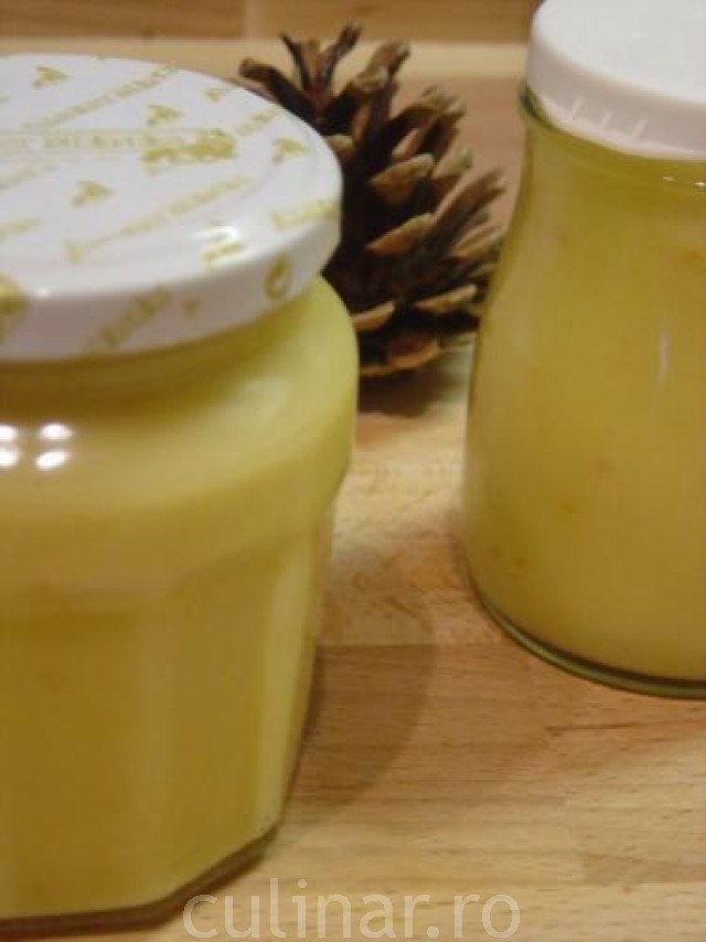 Peltea de portocale (Orange curd)