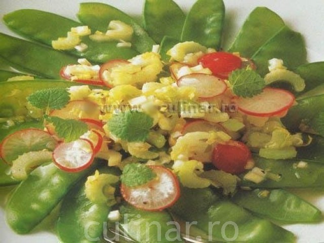 Salata de pastai verzi