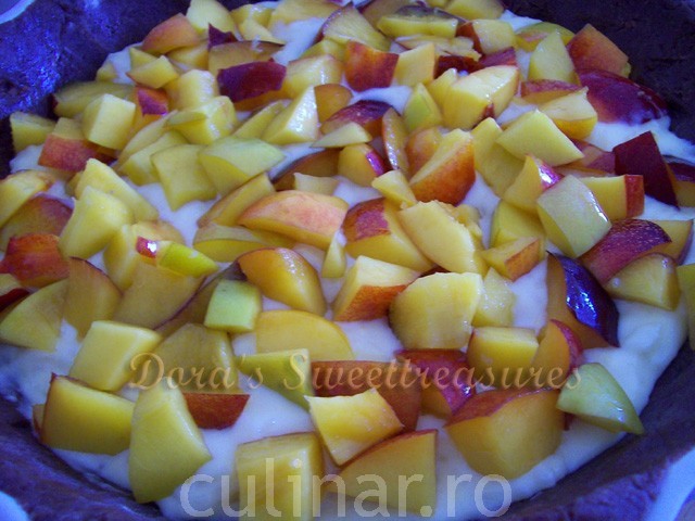 Tarta simpla cu nectarine