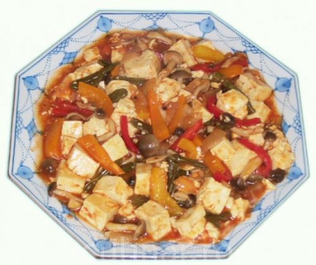 Tofu in sos dulce-acrisor