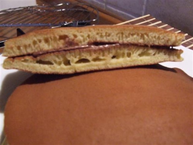 Dorayaki, clatite japoneze