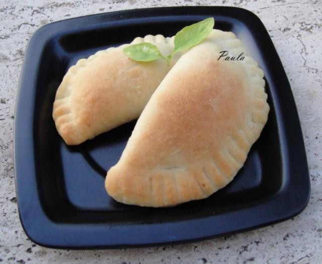 Minipanzerotti, altfel de calzone (coltunasi)