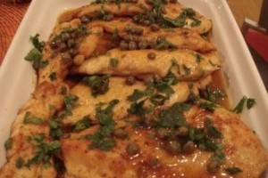 Chicken Piccata(piept de pui cu unt,lamaie,capere)