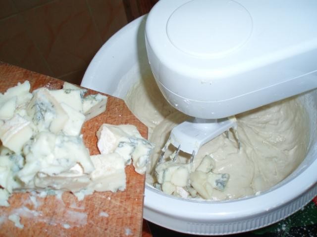 Ciambella gorgonzola e noci