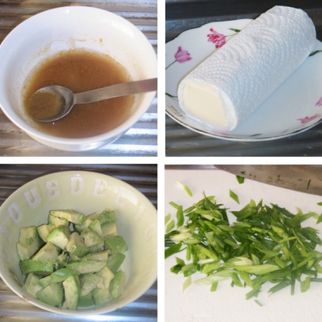 Salata de tofu cu avocado si sos wasabi