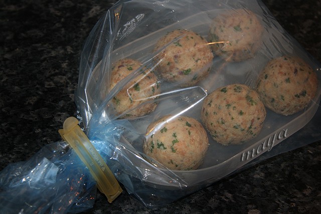 SemmelknÃ¶del, galuste din paine