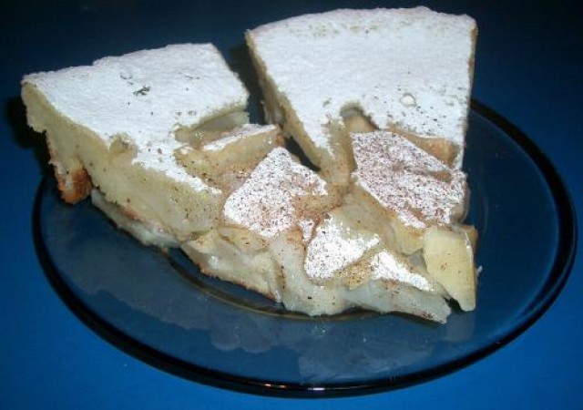 Clafoutis cu pere (desert)