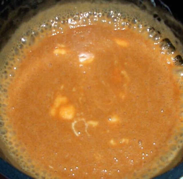 Tort de clatite cu portocale si frisca