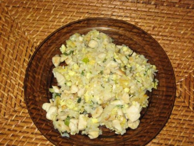 Fried rice (orez prajit)