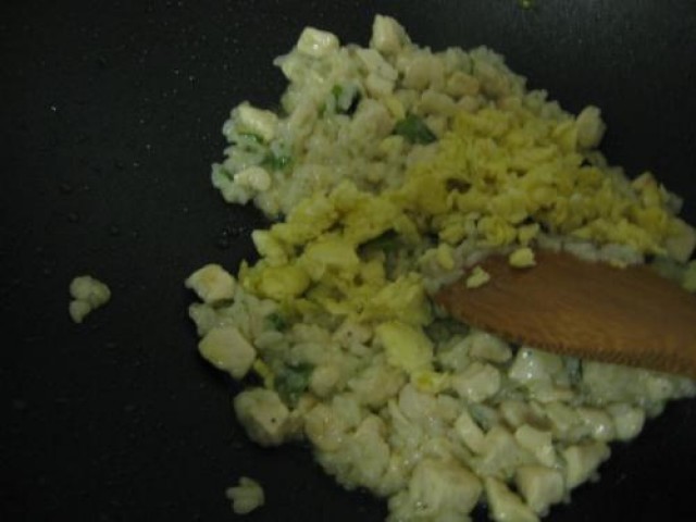 Fried rice (orez prajit)