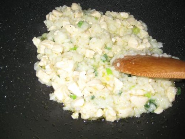 Fried rice (orez prajit)