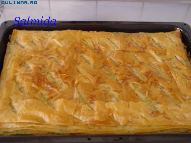Placinta cu spanac si carne de pui