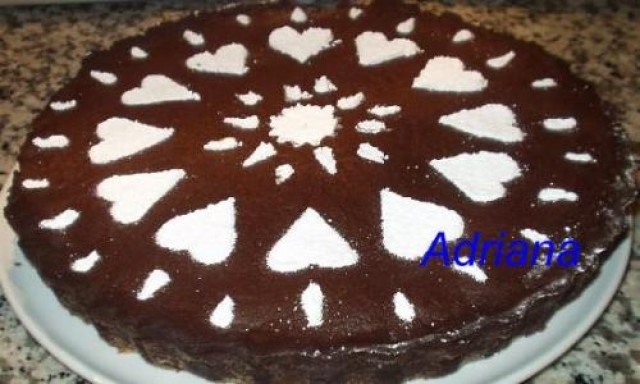 Tarta de cacao umpluta cu urda