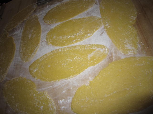 Chiacchiere (de carnaval), un fel de minciunele
