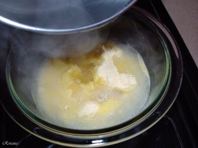 Orez prajit cu ananas (Pineapple fried rice)