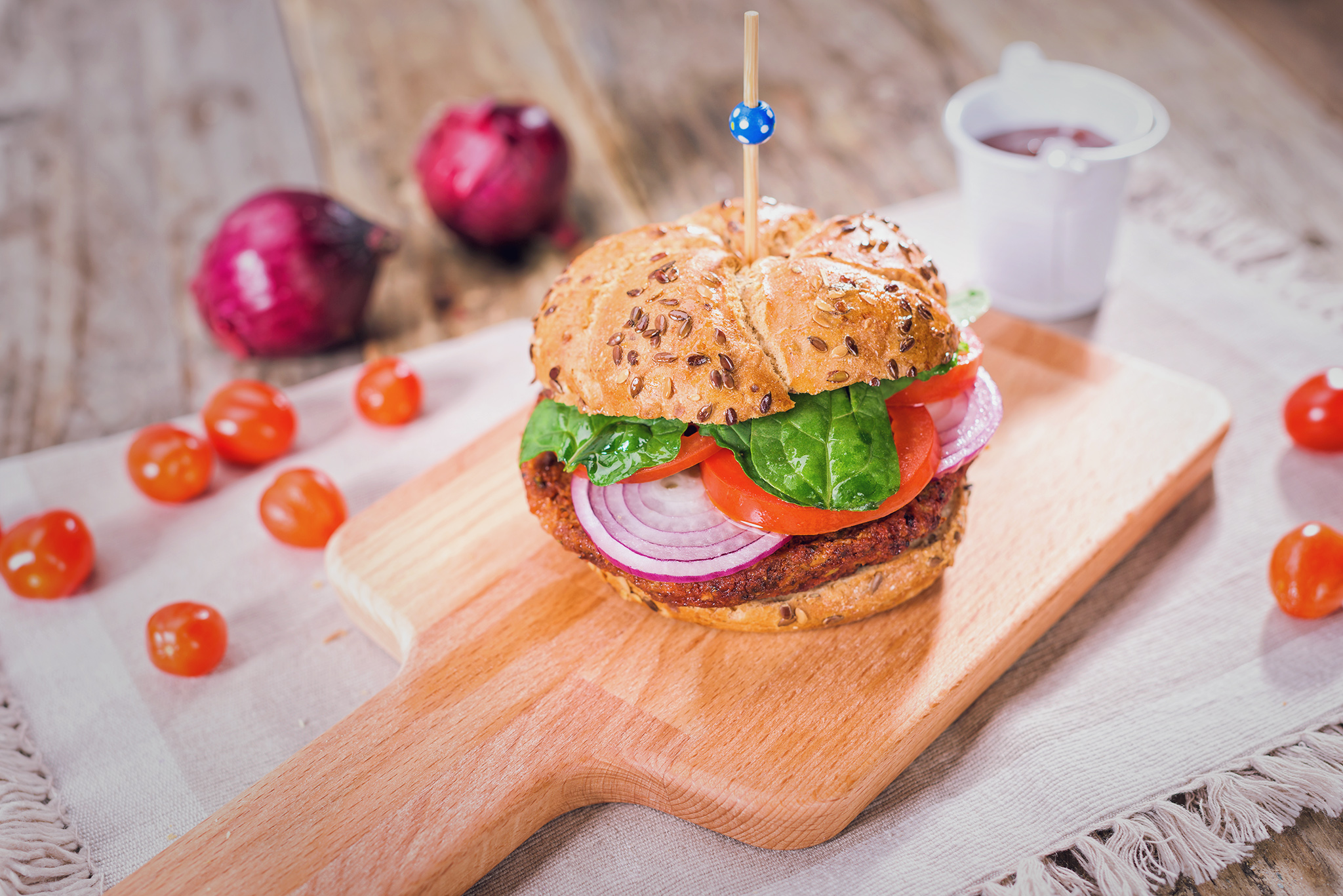 Burger vegan cu sfecla