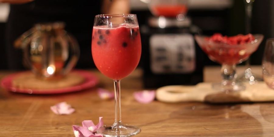 Cocktail cu zmeura si vodka, made by Carmen Grebenisan
