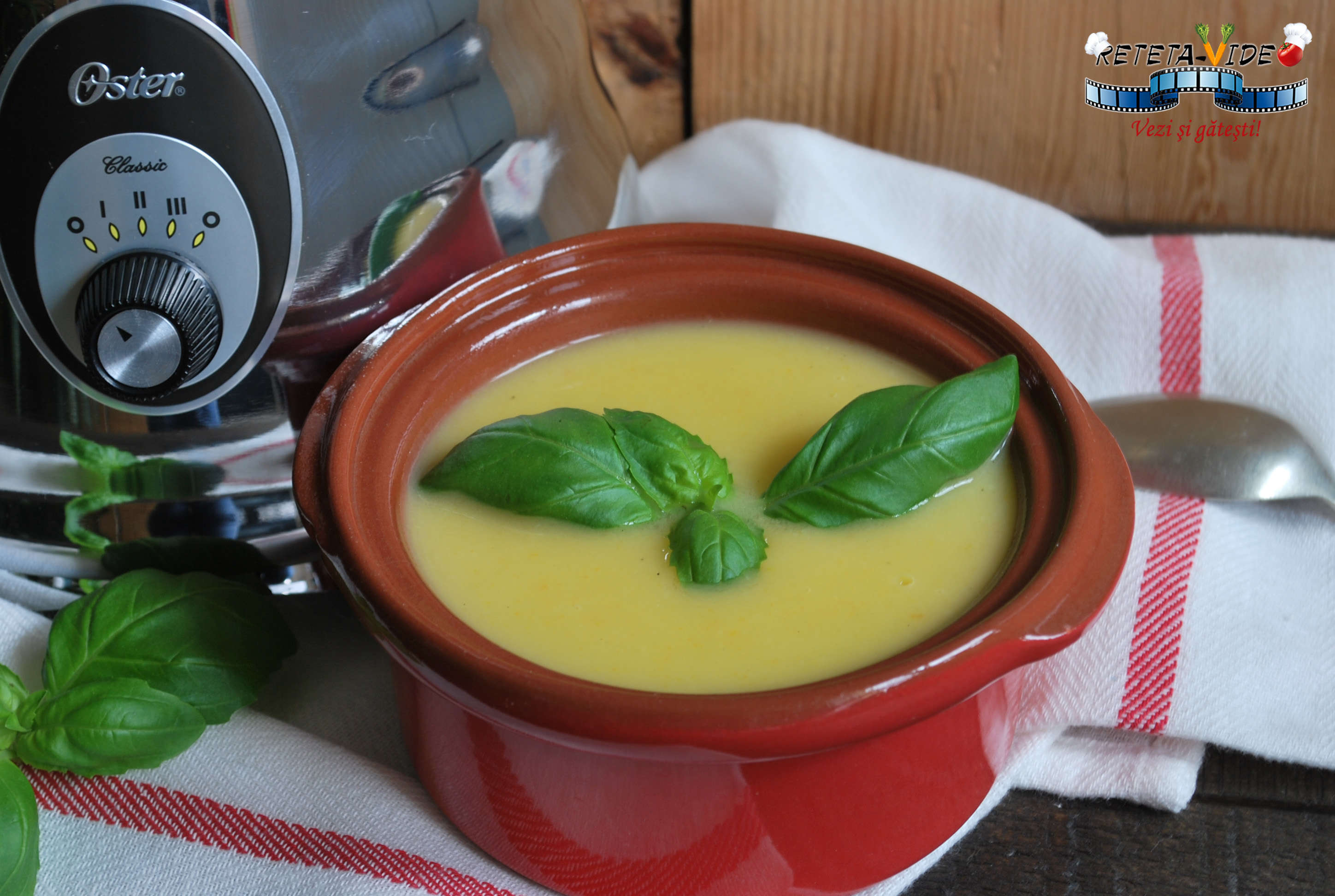 Supa Crema de Dovlecei - de post, pregatita cu blenderul Oster