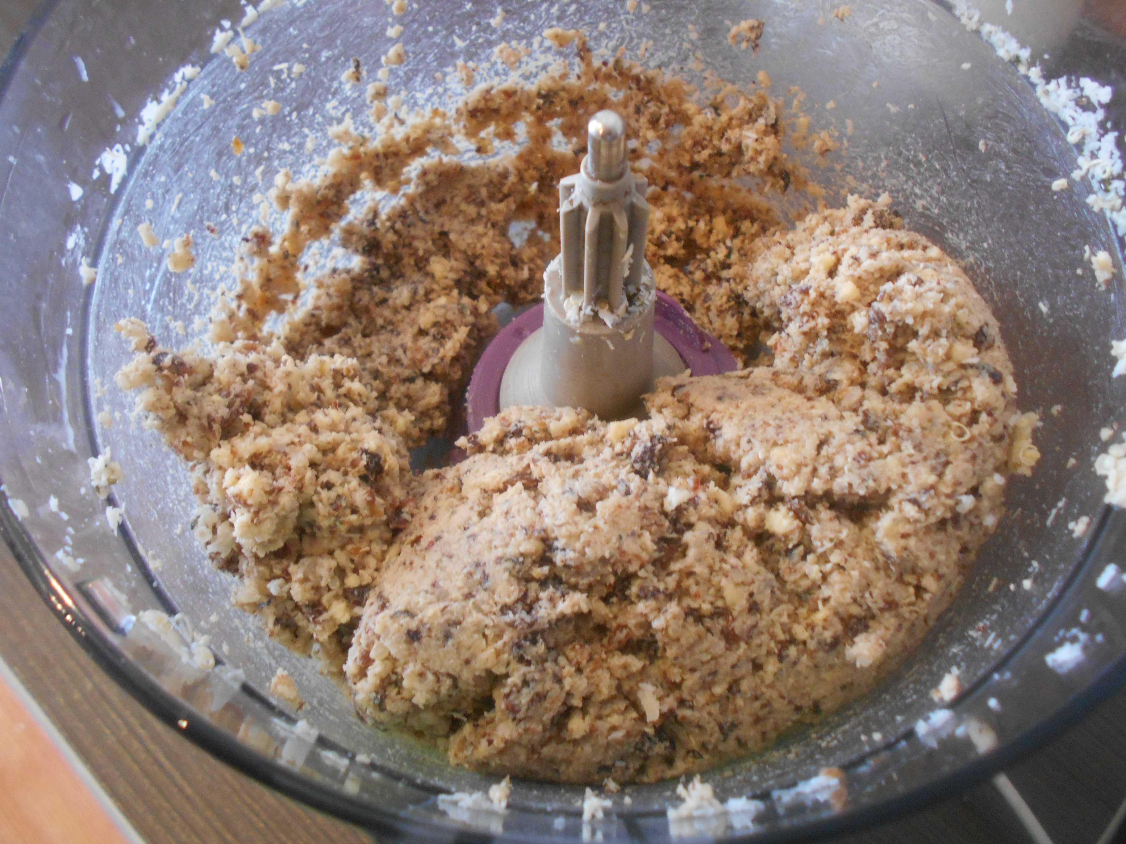 Trufe cu seminte de canepa si quinoa