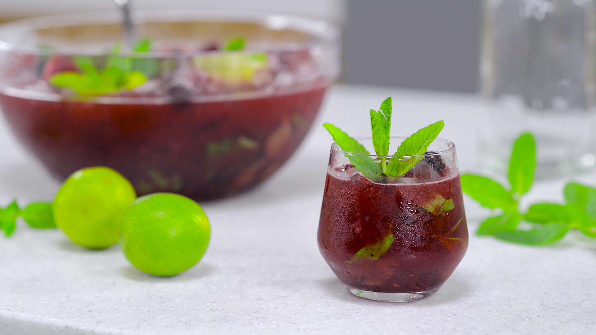 Punch Mojito cu fructe de padure