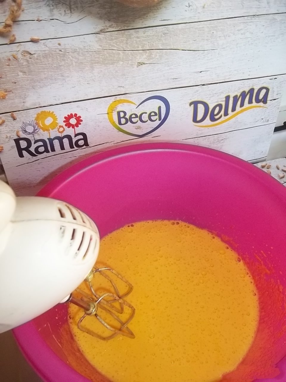 Piersici umplute cu crema de ciocolata