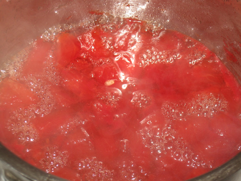 Dulceata de pepene rosu