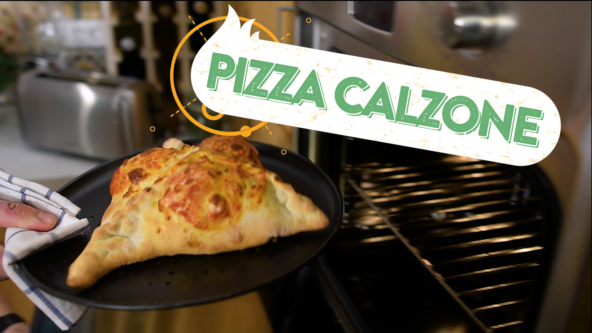 PIZZA calzone cu blat crocant