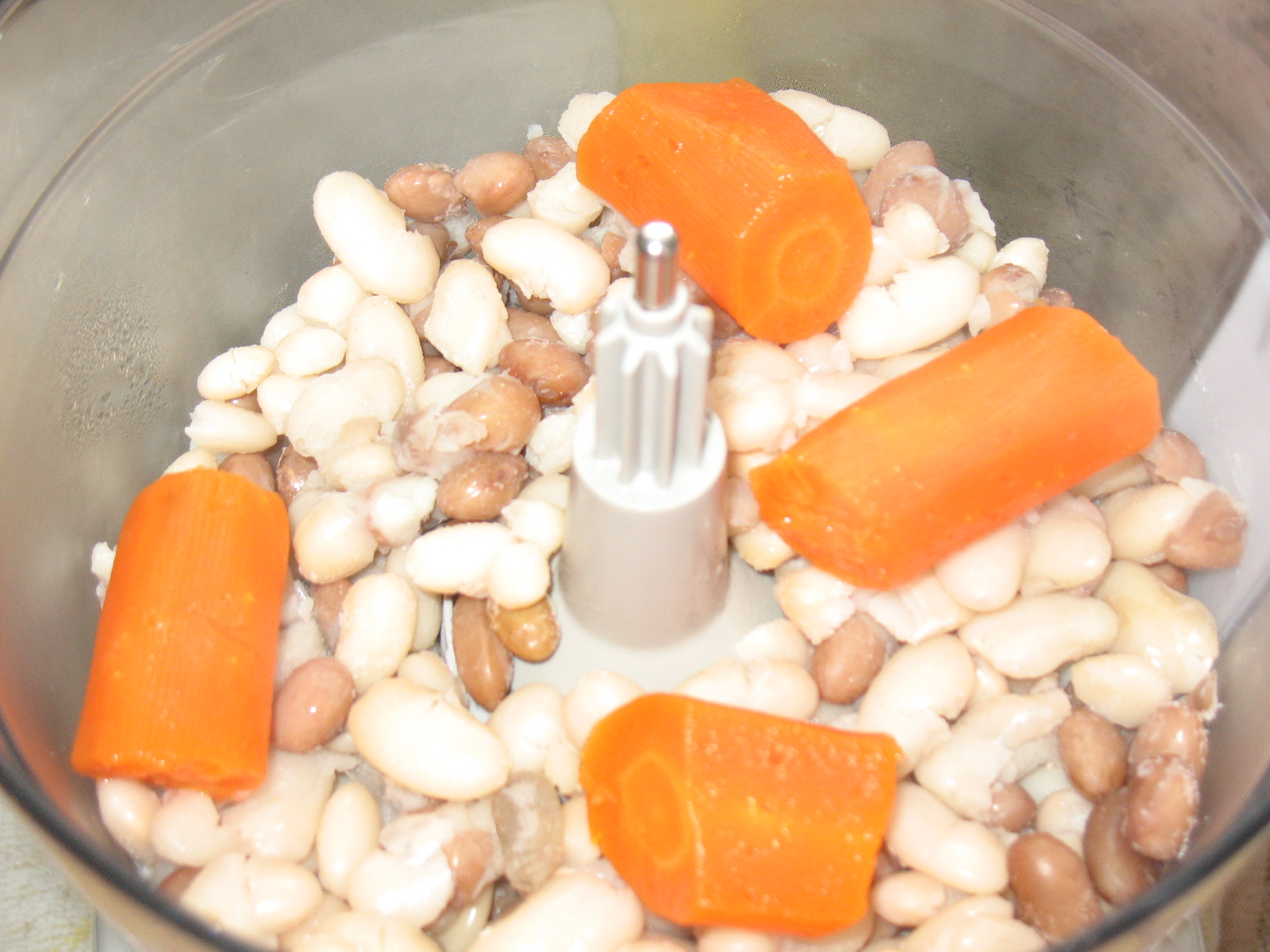 Chiftelute de legume (la cuptor) cu piure de morcovi