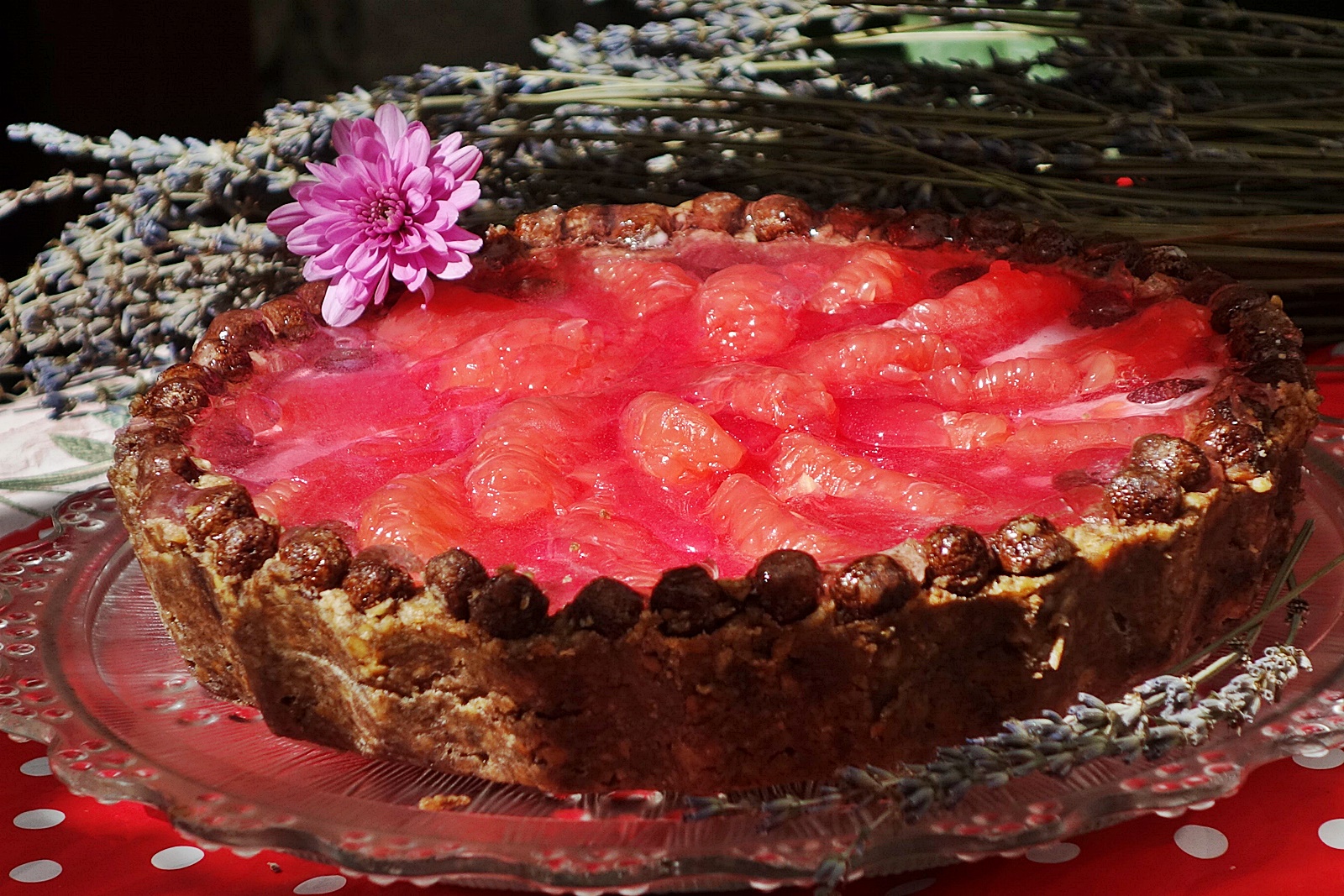 Tarta racoritoare cu grapefruit rosu si lavanda parfumata