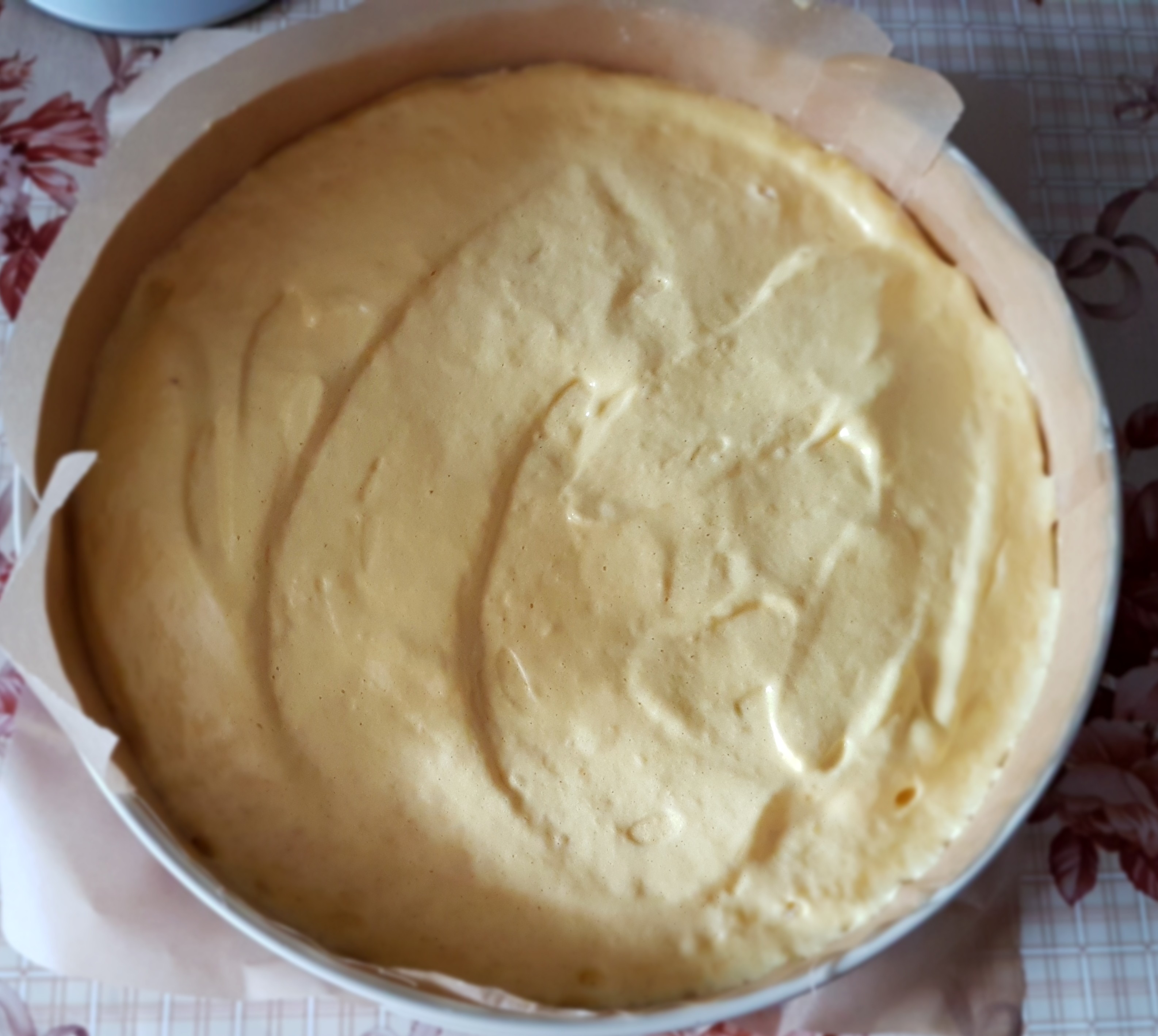 Tort cu jeleu de cirese si crema de vanilie cu mascarpone