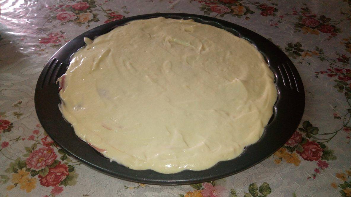 Tarta cu cirese si crema de branza