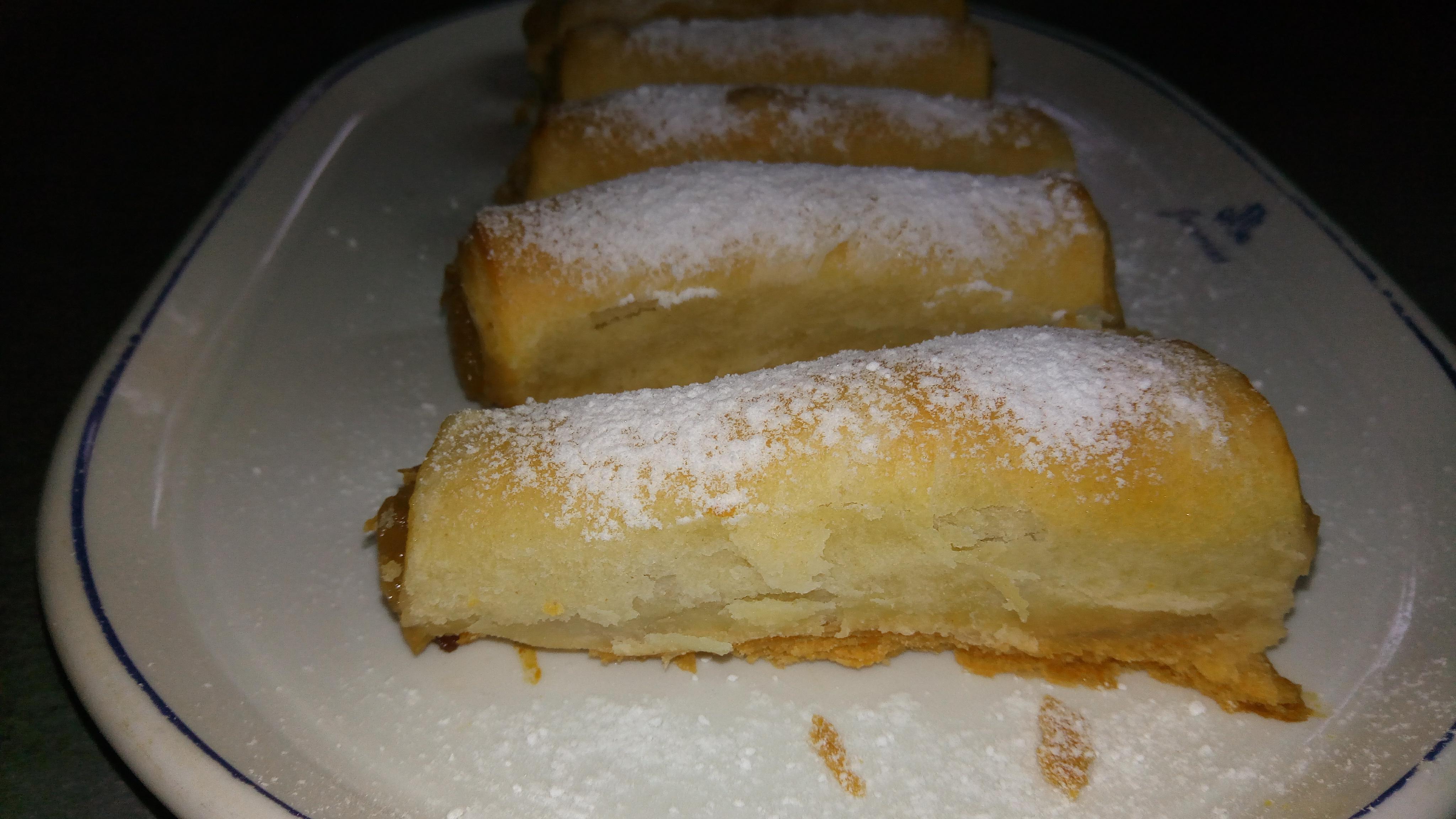 Strudel cu mere din aluat de casa