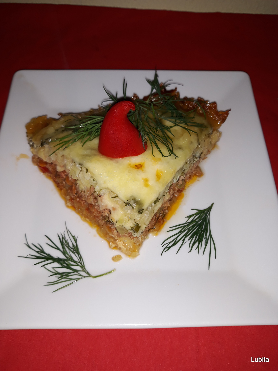 Lasagna de cartofi cu pui si legume