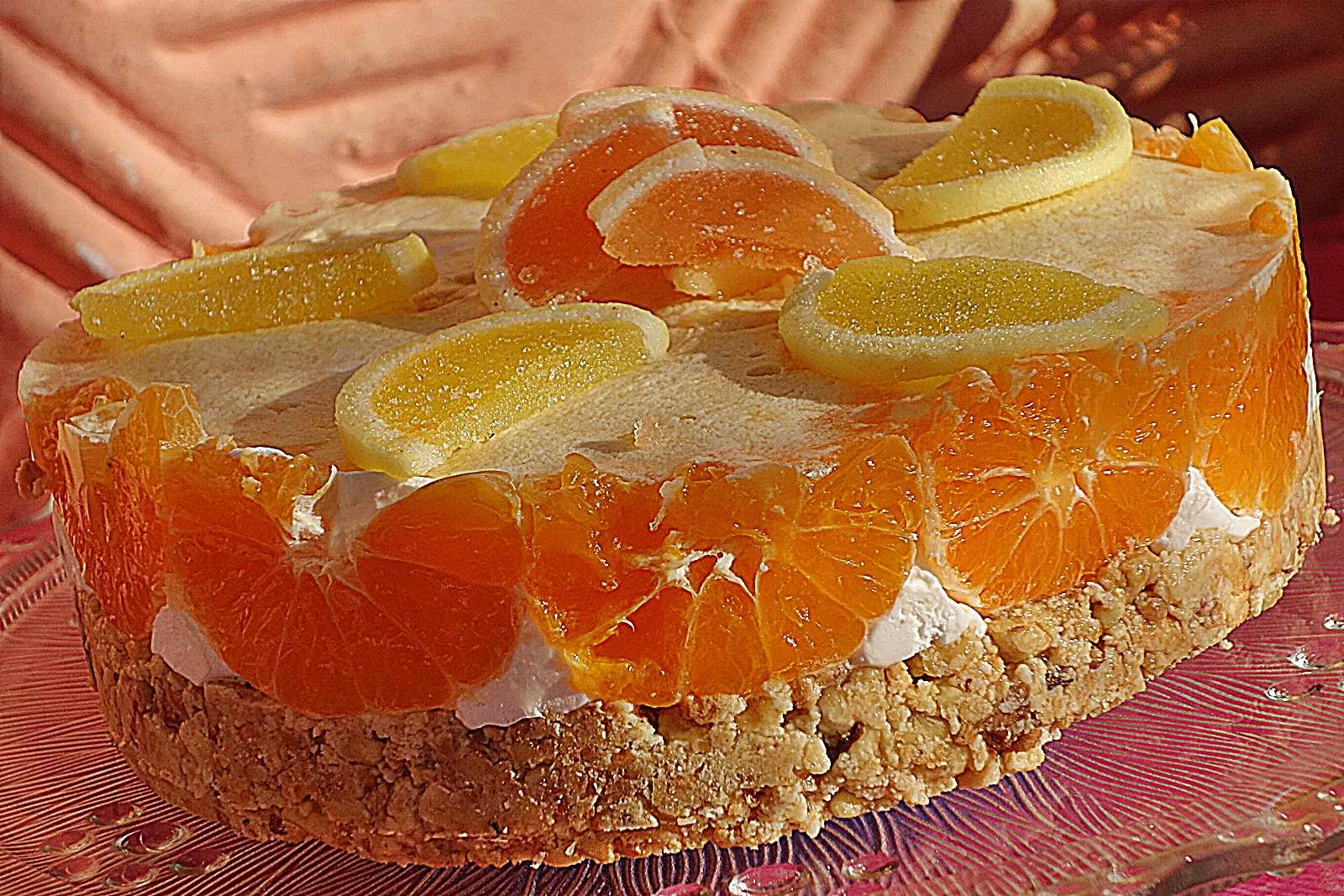 Cheesecake cu aroma de citrice si coaja caramelizata de portocala