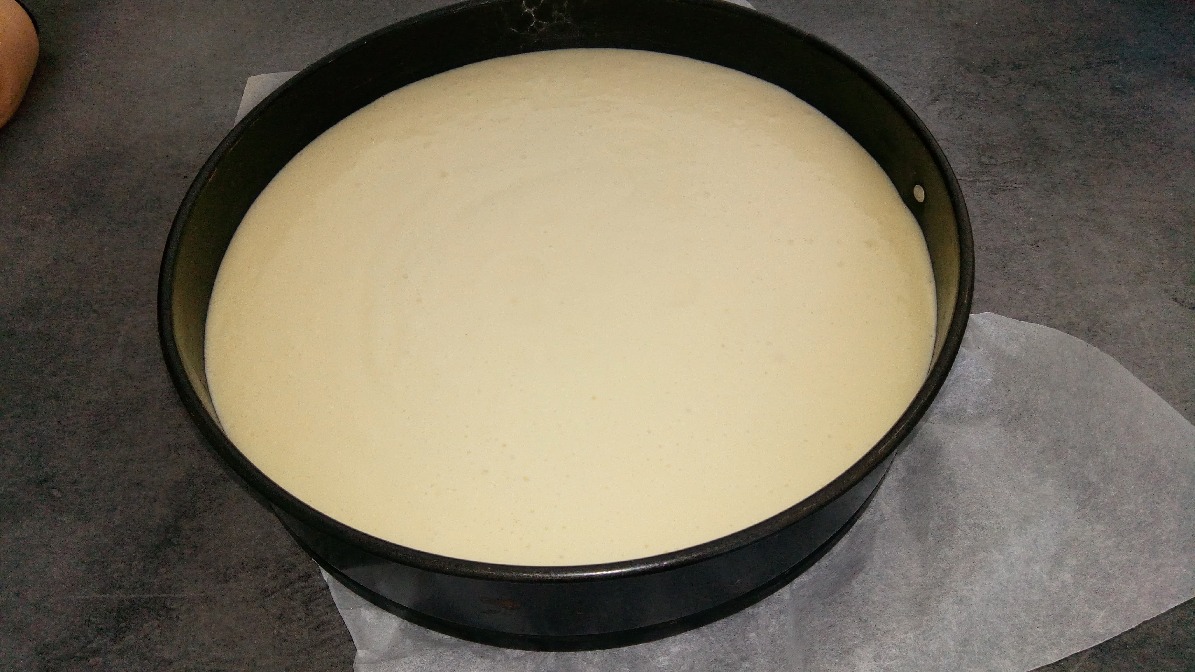 Cheescake copt cu cirese