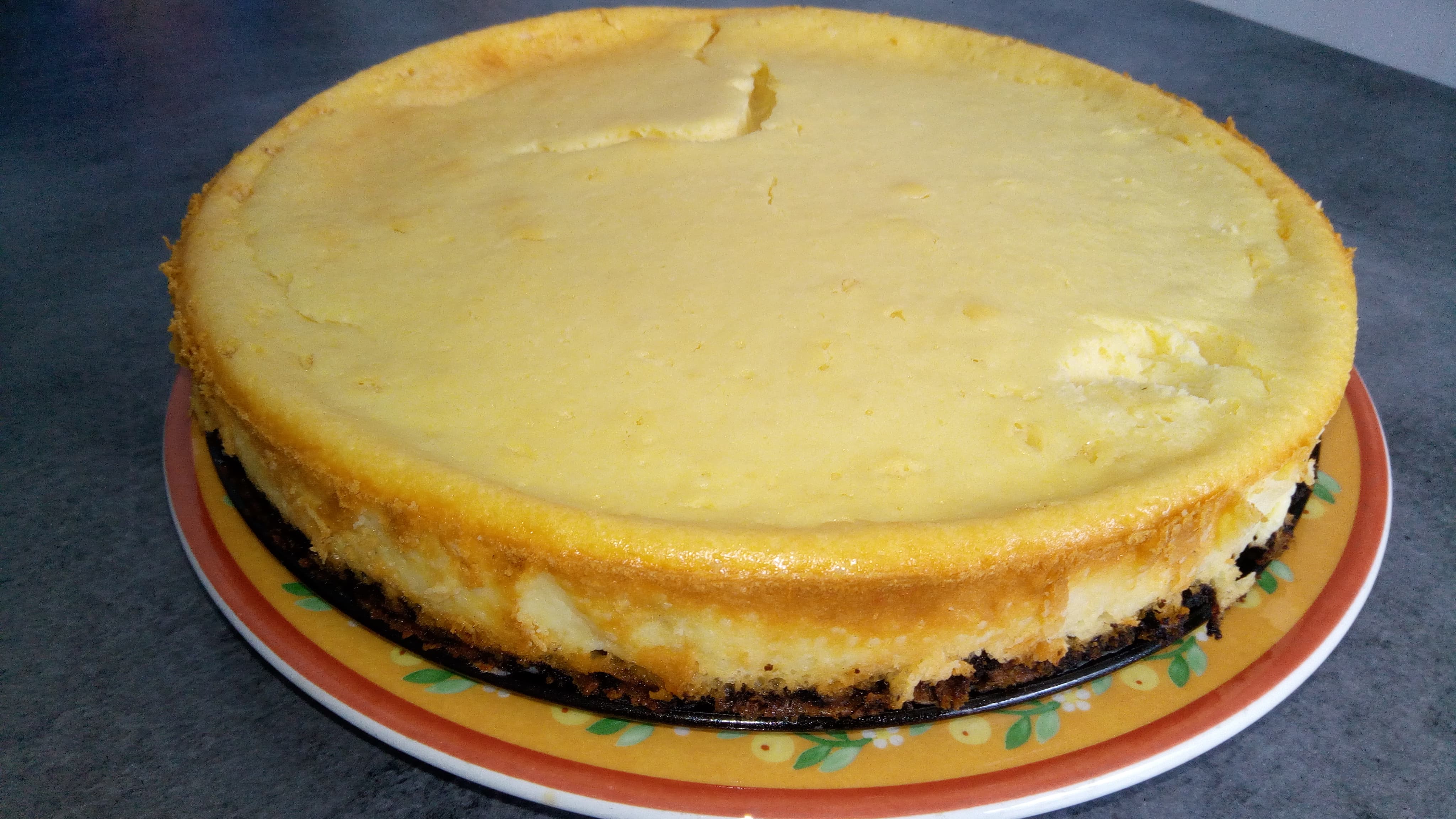 Cheescake copt cu cirese