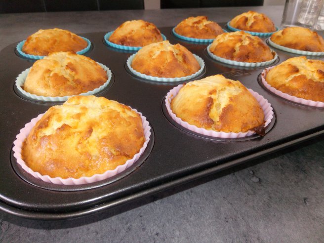 Muffins cu lime si ciocolata alba