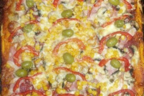 Pizza cu de toate