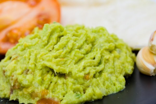 Guacamole cu usturoi